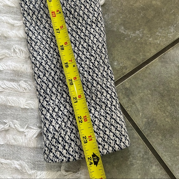 ZARA NAVY & ECRU LONG JACQUARD BLAZER JACKET WITH ZIPPED POCKETS SZ M CAREER EUC - Picture 15 of 16